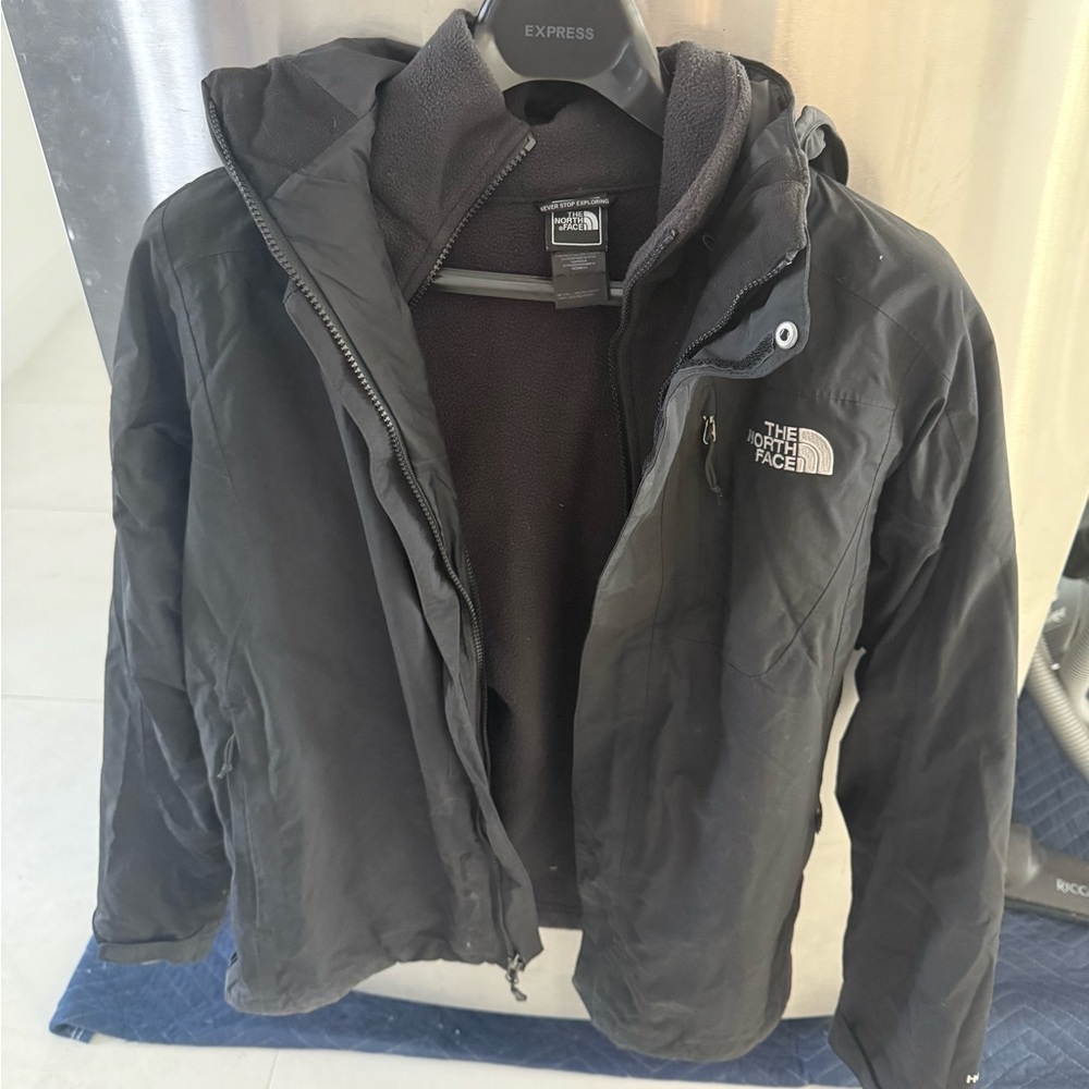 The North Face Men's Black Performance Jacket